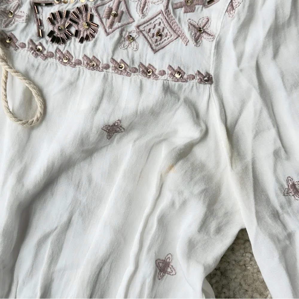 Fate Embroidered White Boho Blouse Size Small - Picture 14 of 14